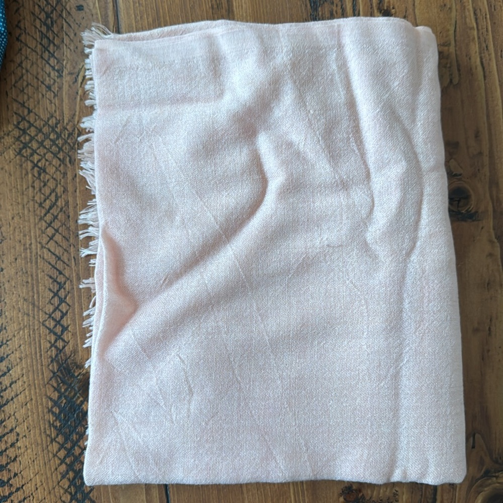 Lululemon Wool Scarf in Salmon/pink NWT